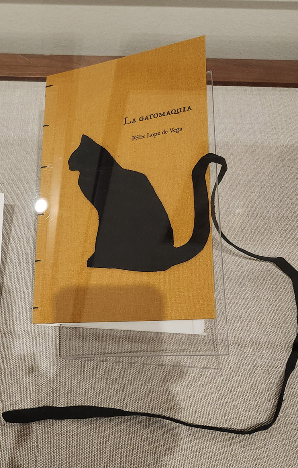 La Gatomaquia artists' book by Anais Abreu D'Argence and Emiliano Alvarez